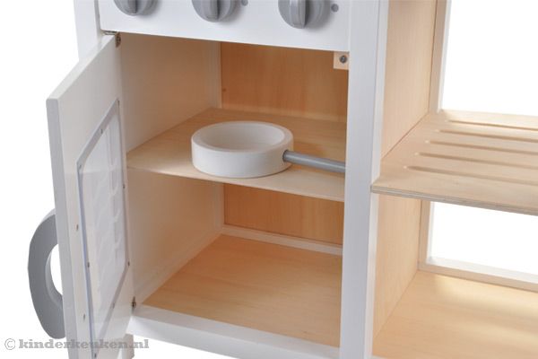 De ovendeur kan open en dicht.