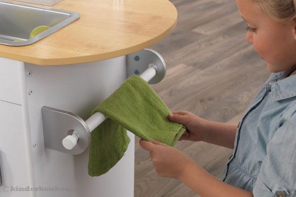 Met handdoekrekje. (accessoires niet inbegrepen)