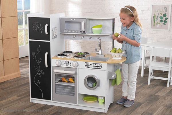 Geschikt voor kids vanaf 3 jaar. (accessoires niet inbegrepen)