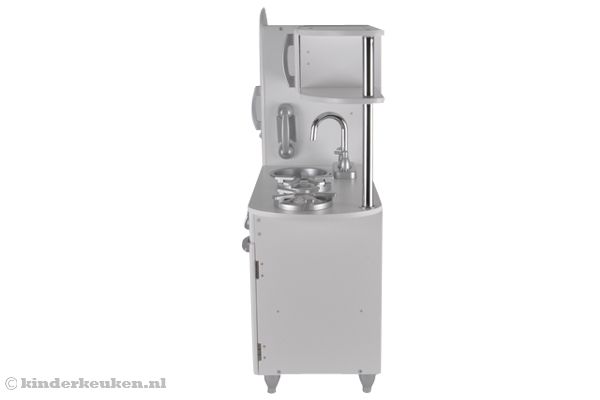 De keuken heeft een diepte van 33 cm.