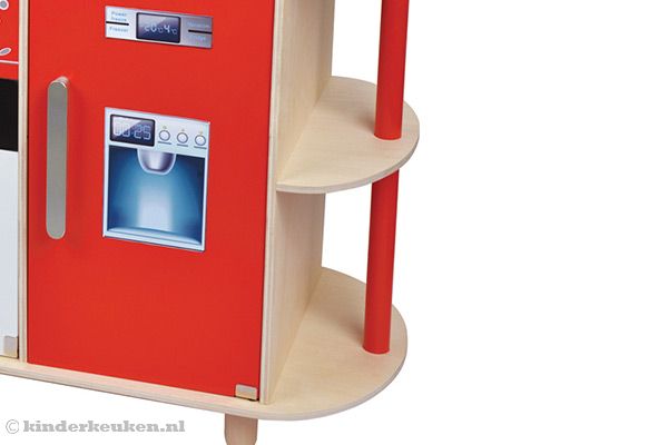 Met handig planken voor jouw kook gerei.