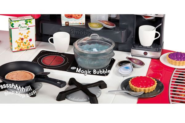 Met elektronische kookplaat.