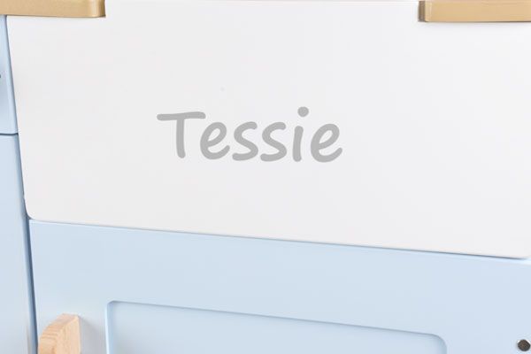 Naamsticker zilvergrijs voor je Country keuken.