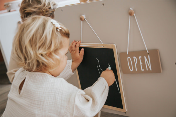 Menu op het bord schrijven